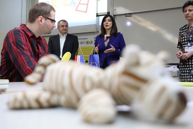Slika \slike\IzMedija\2019\10-1-2019-Hina\Hina-10-1-2019-1.jpg